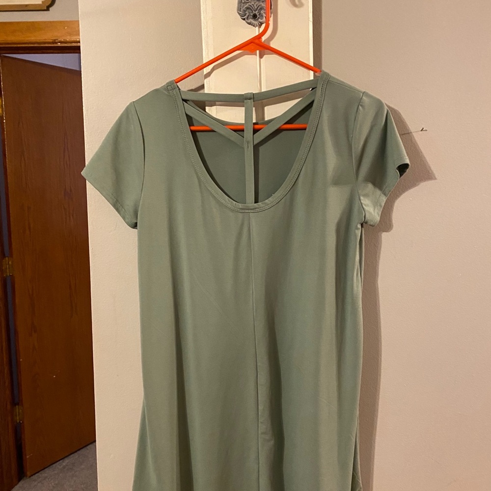 Dress - Picture 2 of 3